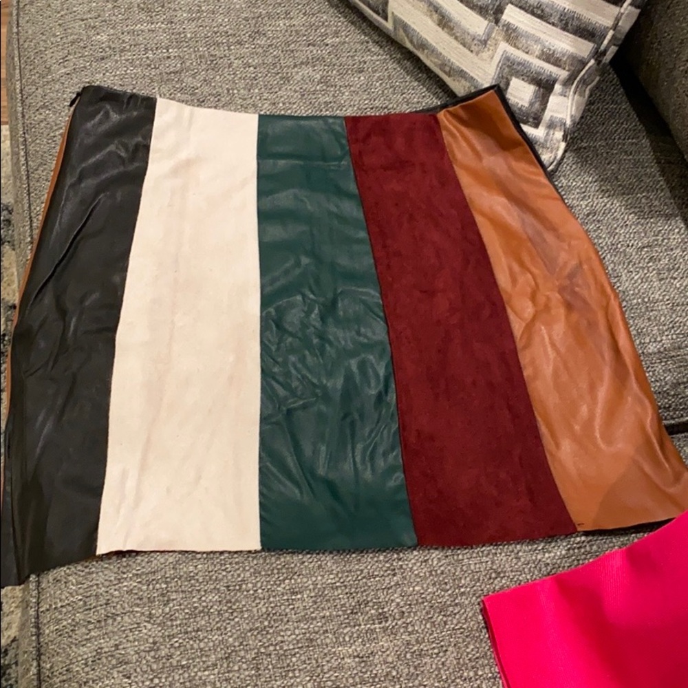 Skirt NWOT ❤️